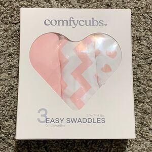 Comfy Cubs Pink and White Swaddle Set